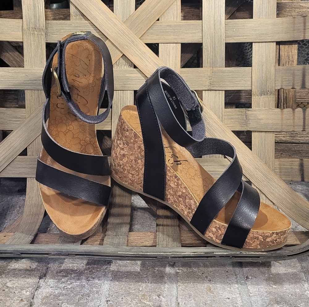 Blowfish Malibu Hecta Wedge Sandals Sz 8.5 In Black